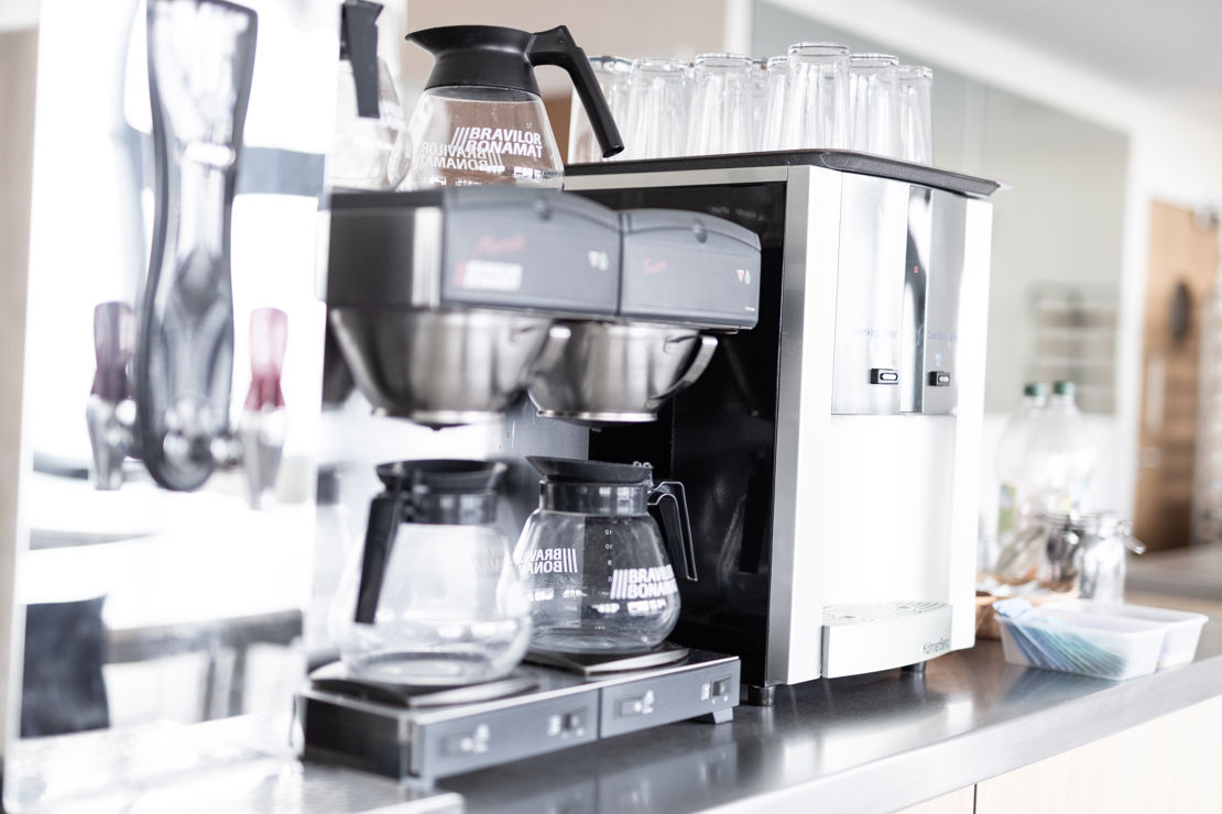 Coffee and tea machines