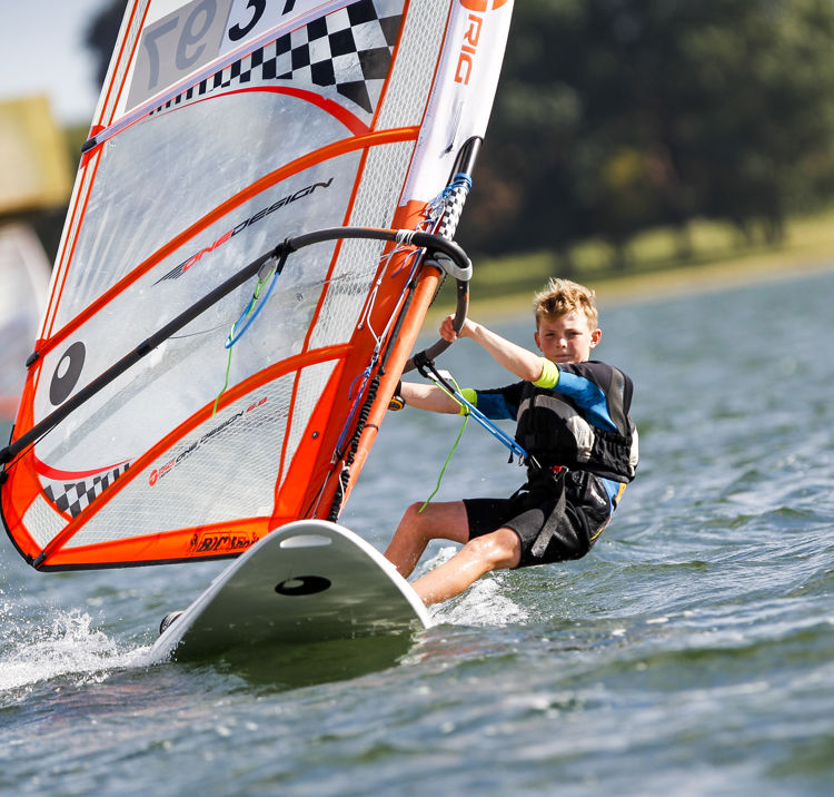 Windsurfing Kids Oscar Shaw National Windsurfing Champs Rutland 